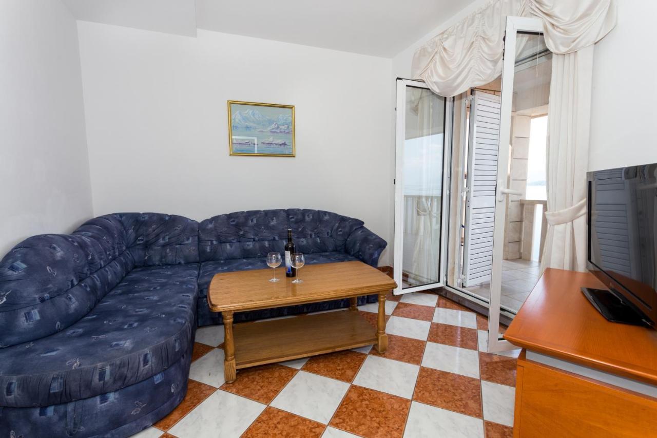 Holiday Home Komarna Exterior photo