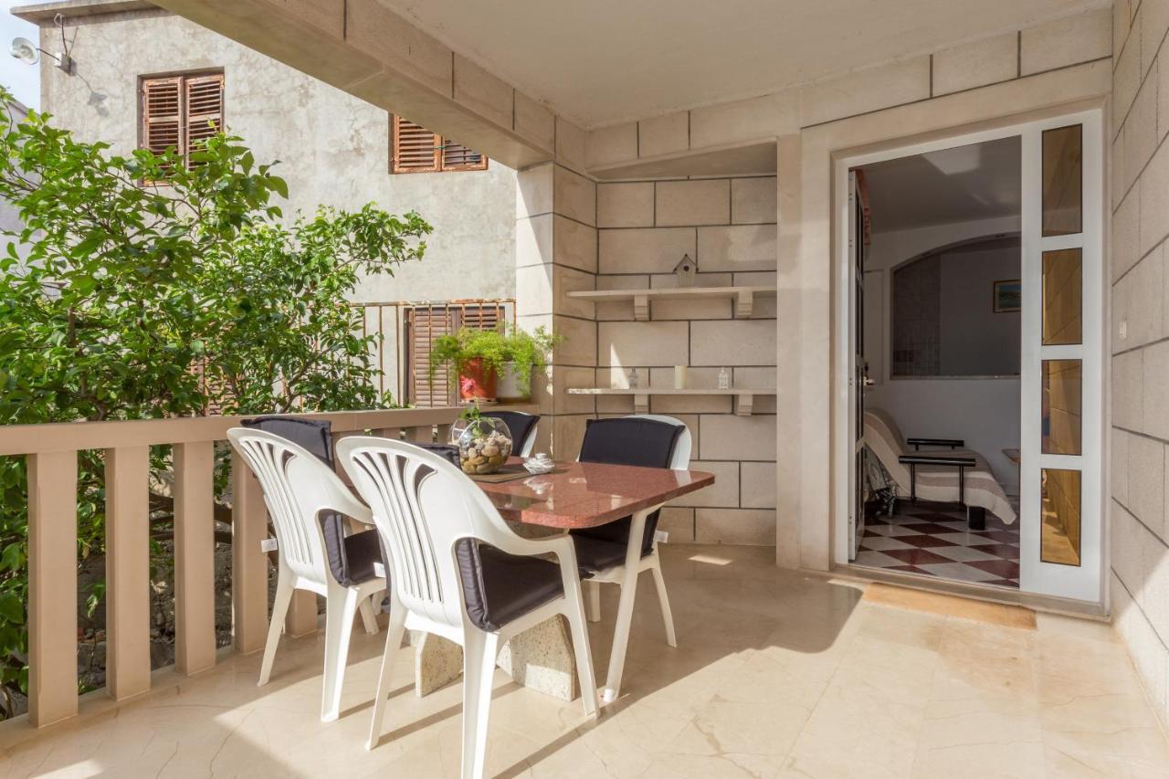 Holiday Home Komarna Exterior photo
