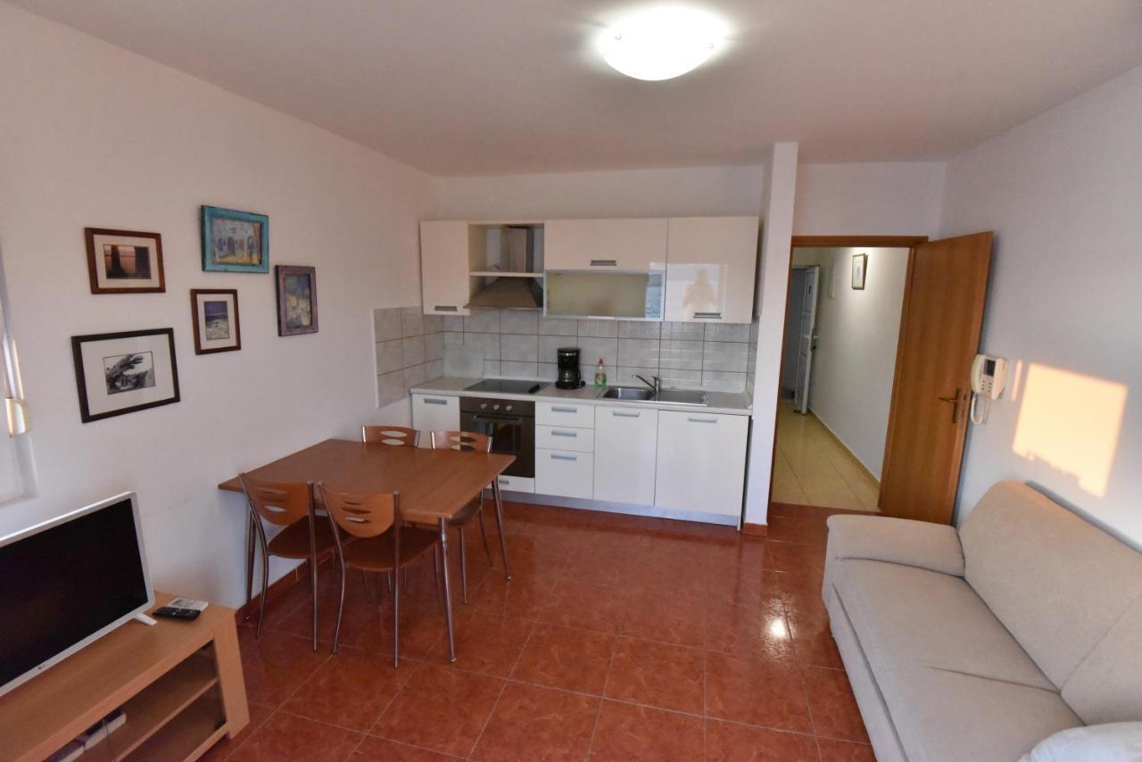 Holiday Home Komarna Exterior photo